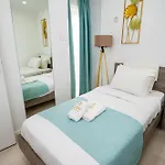 Lazuli Sea View Beachfront Ap 21 Lejlighed Larnaca