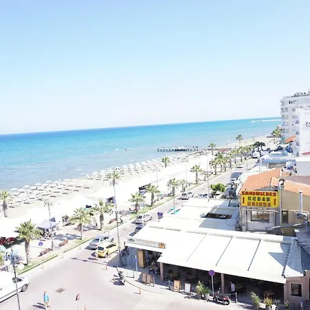 Lazuli Sea View Beachfront Ap 21 Lägenhet