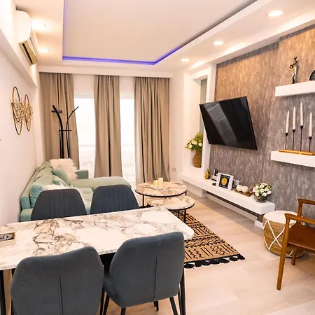 Lazuli Sea View Beachfront Ap 21 *