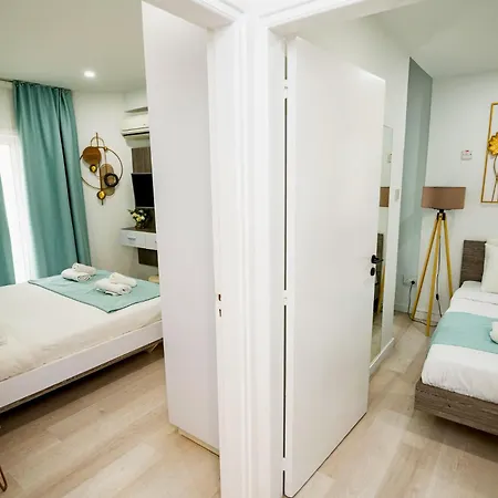 아파트 Lazuli Sea View Beachfront Ap 21 *