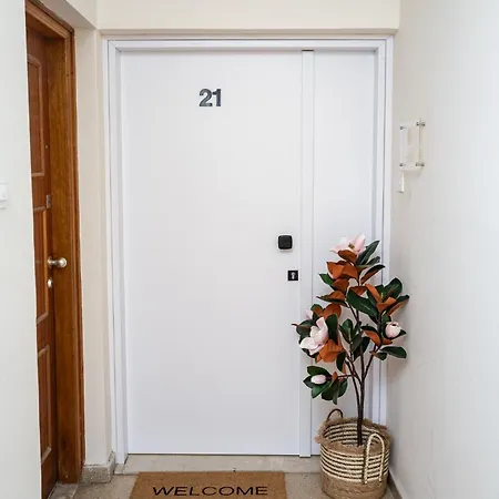 Daire Lazuli Sea View Beachfront Ap 21 *