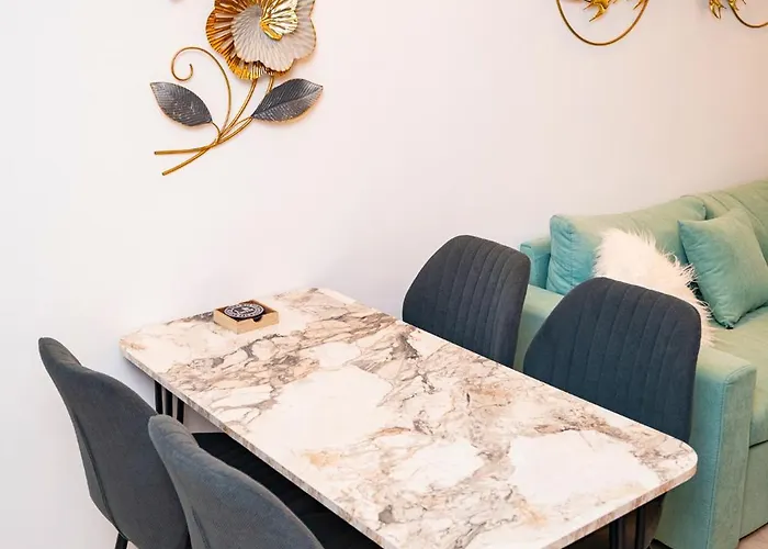 Lazuli Sea View Beachfront Ap 21