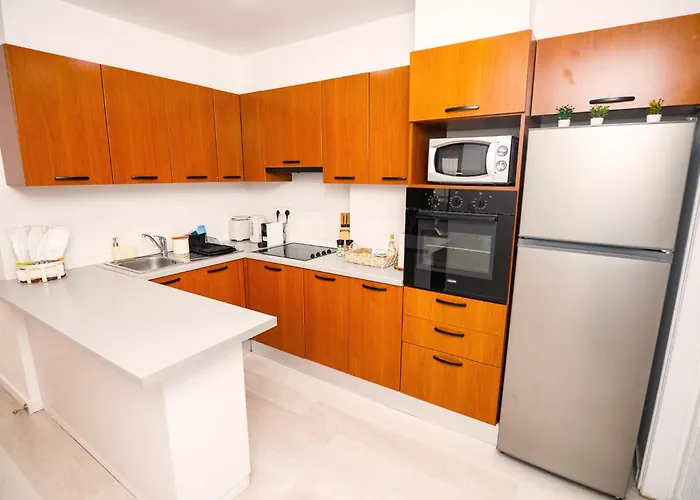 Lazuli Sea View Beachfront Ap 21