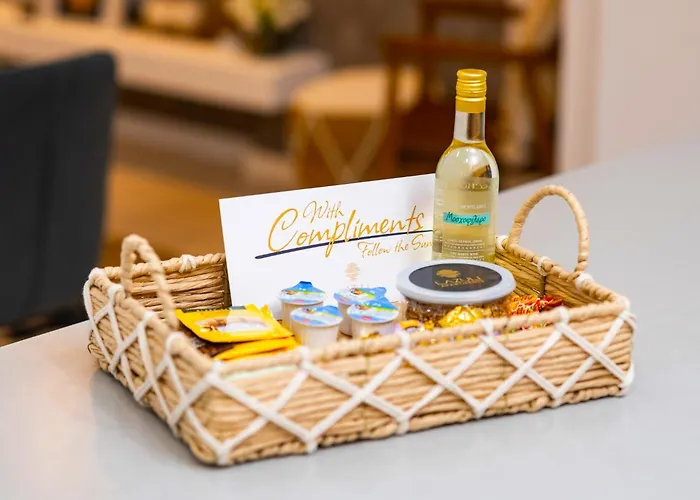 Lazuli Sea View Beachfront Ap 21 *